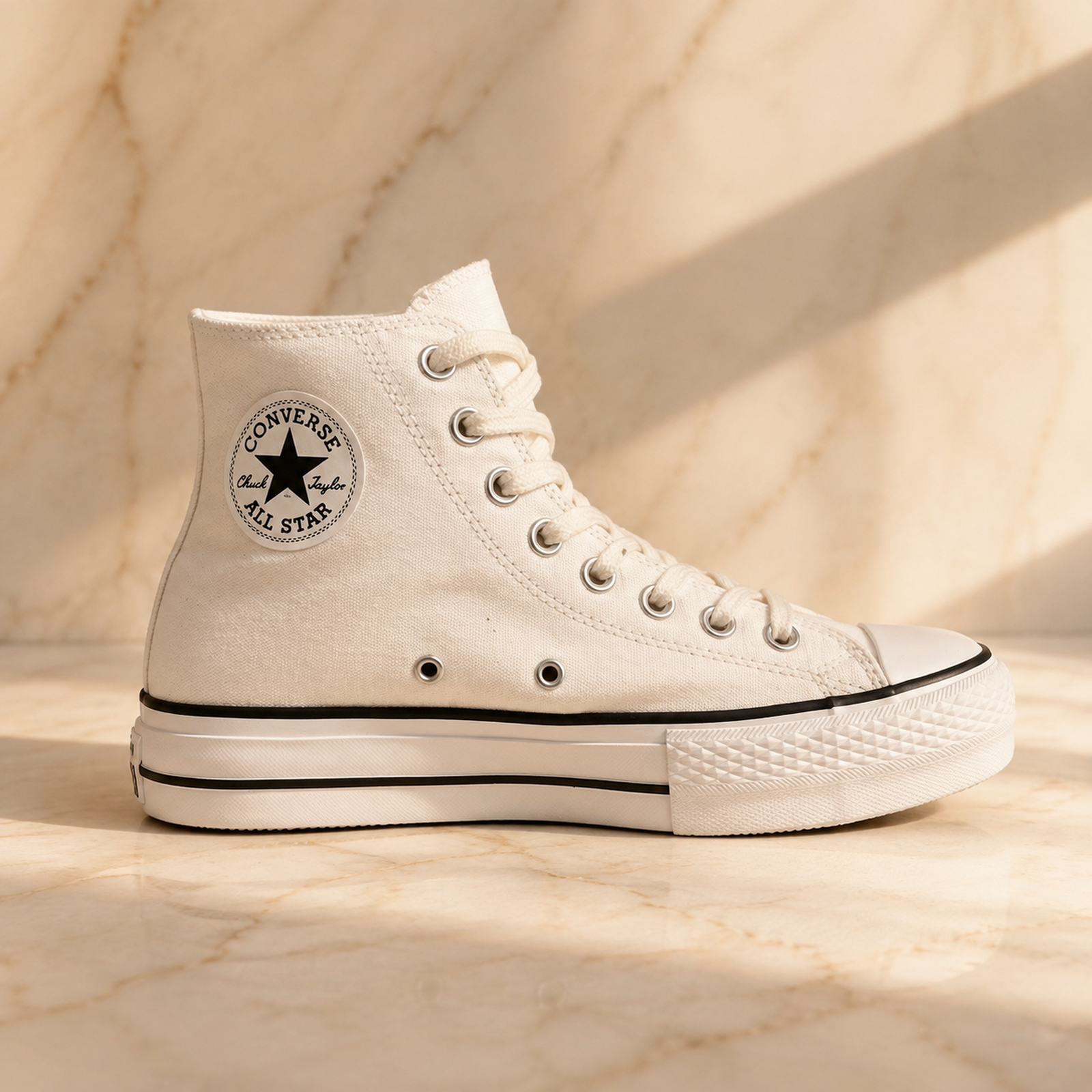 Converse Chuck Taylor Platform High White scene