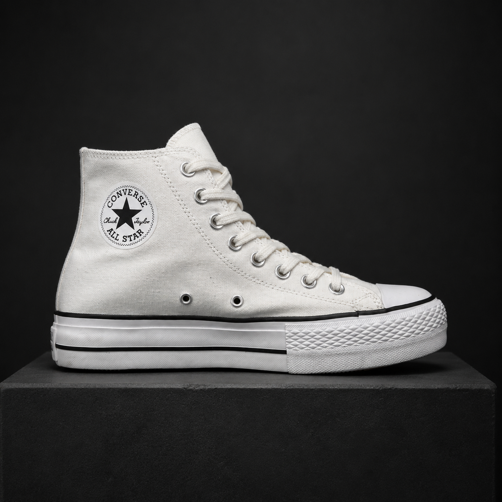 Converse Chuck Taylor Platform High White studio