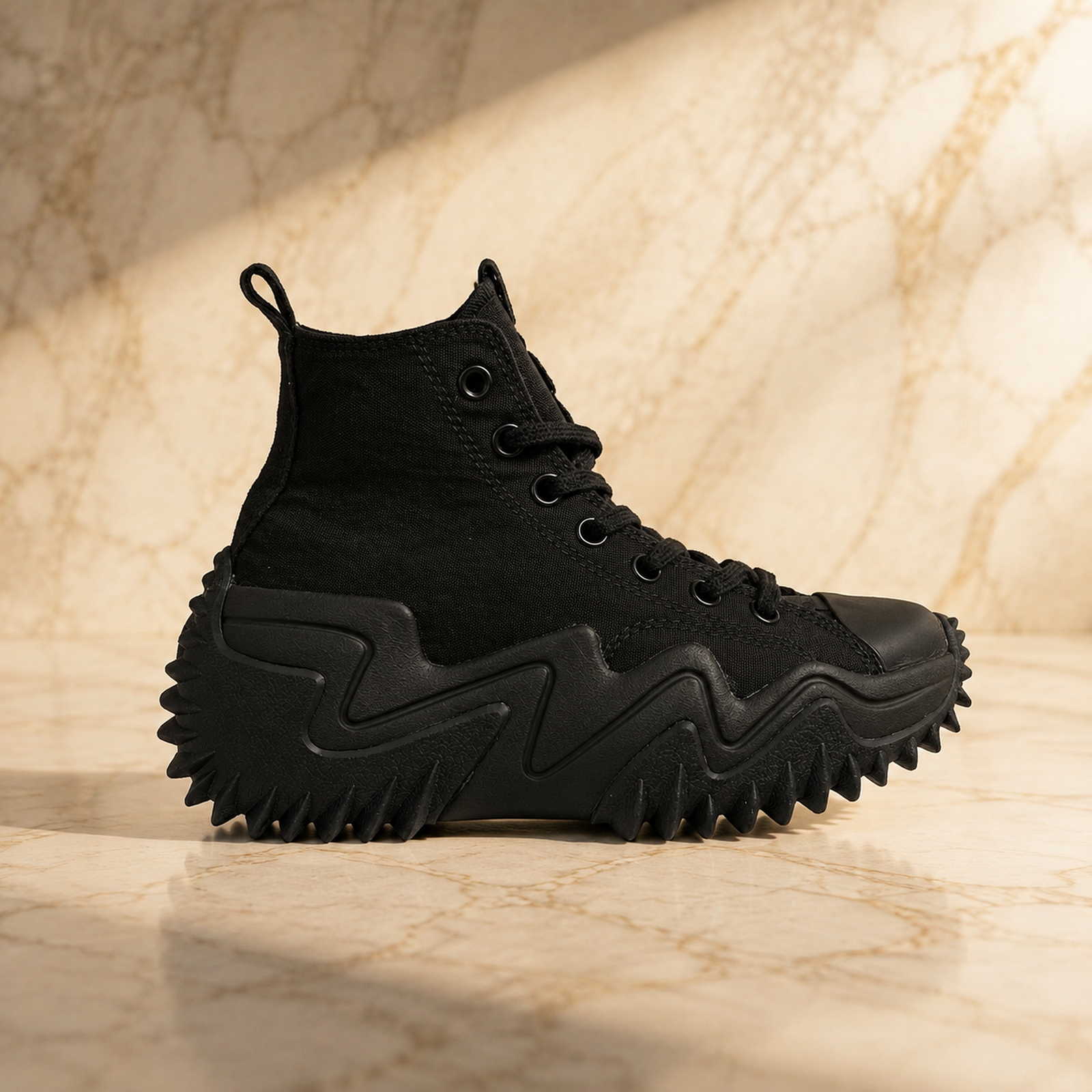 Converse Run Star Motion High Black scene
