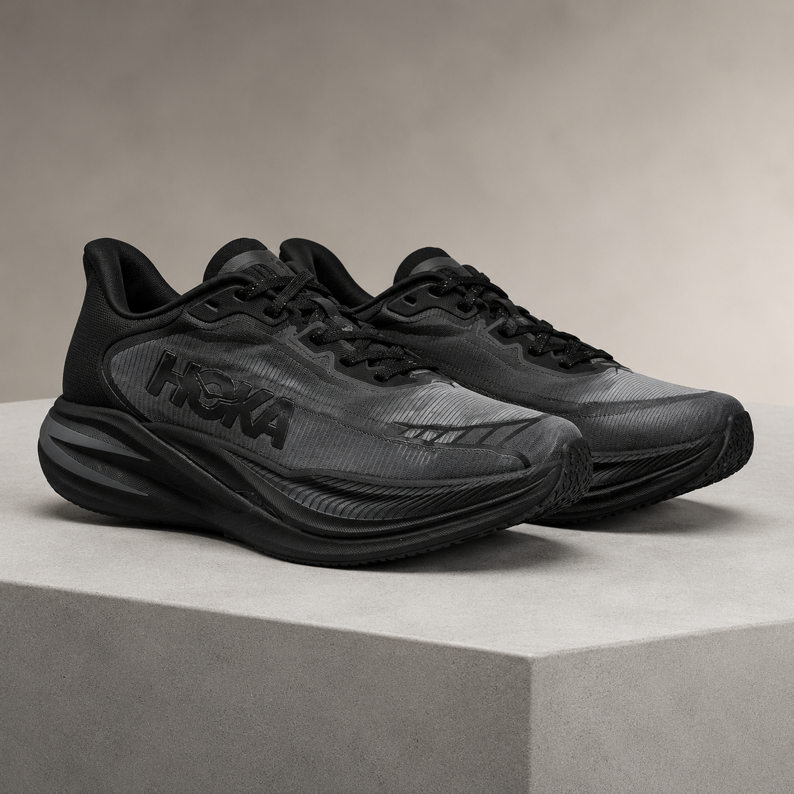 Hoka Performance Runner Triple Black studio