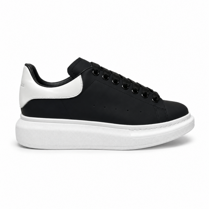 Alexander McQueen Oversized Black White
