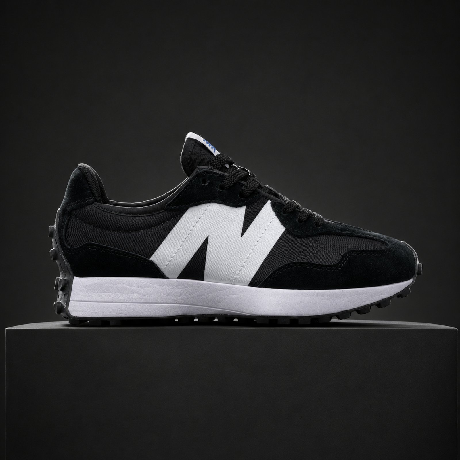New Balance 327 Black White studio