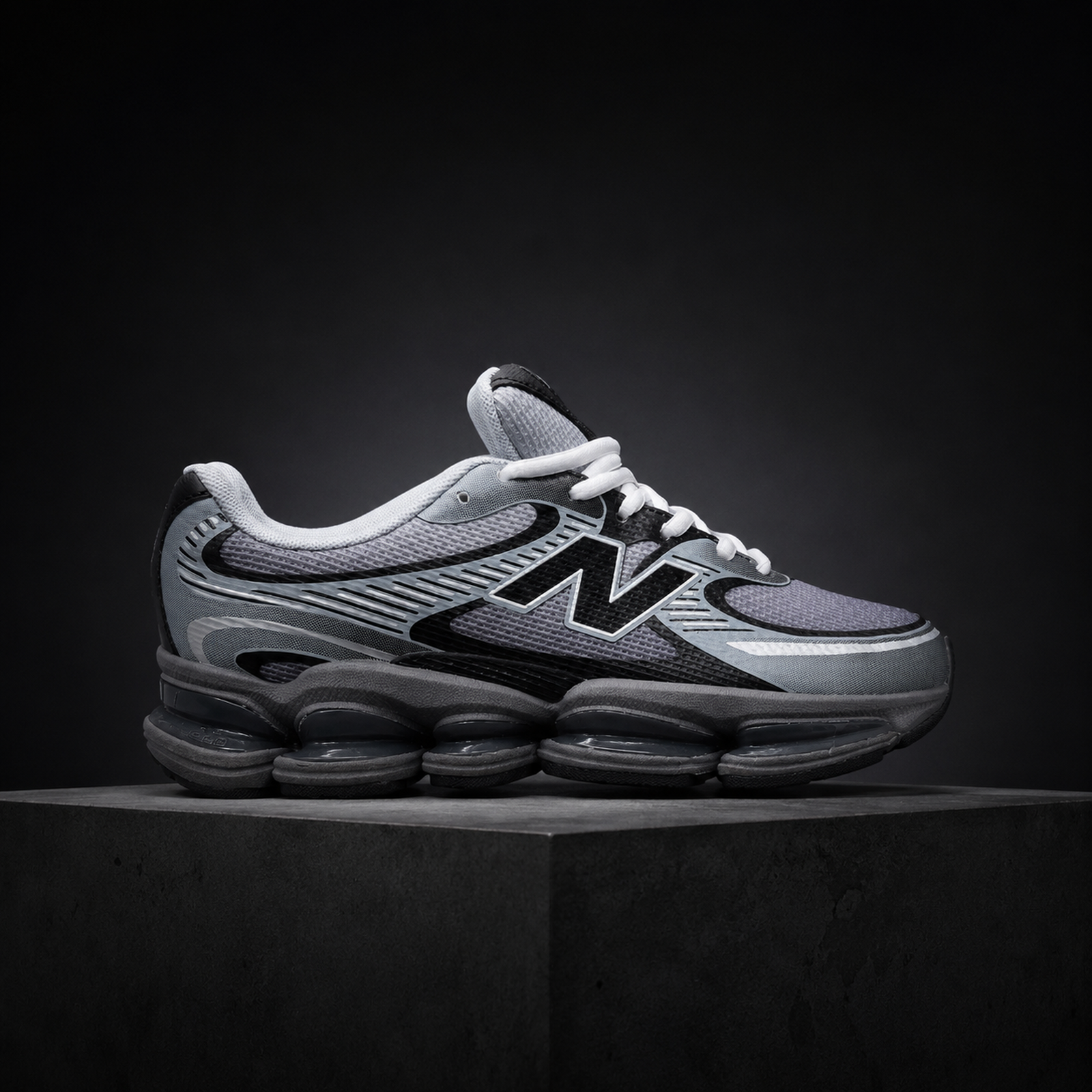 New Balance Pod Runner Gray Black studio